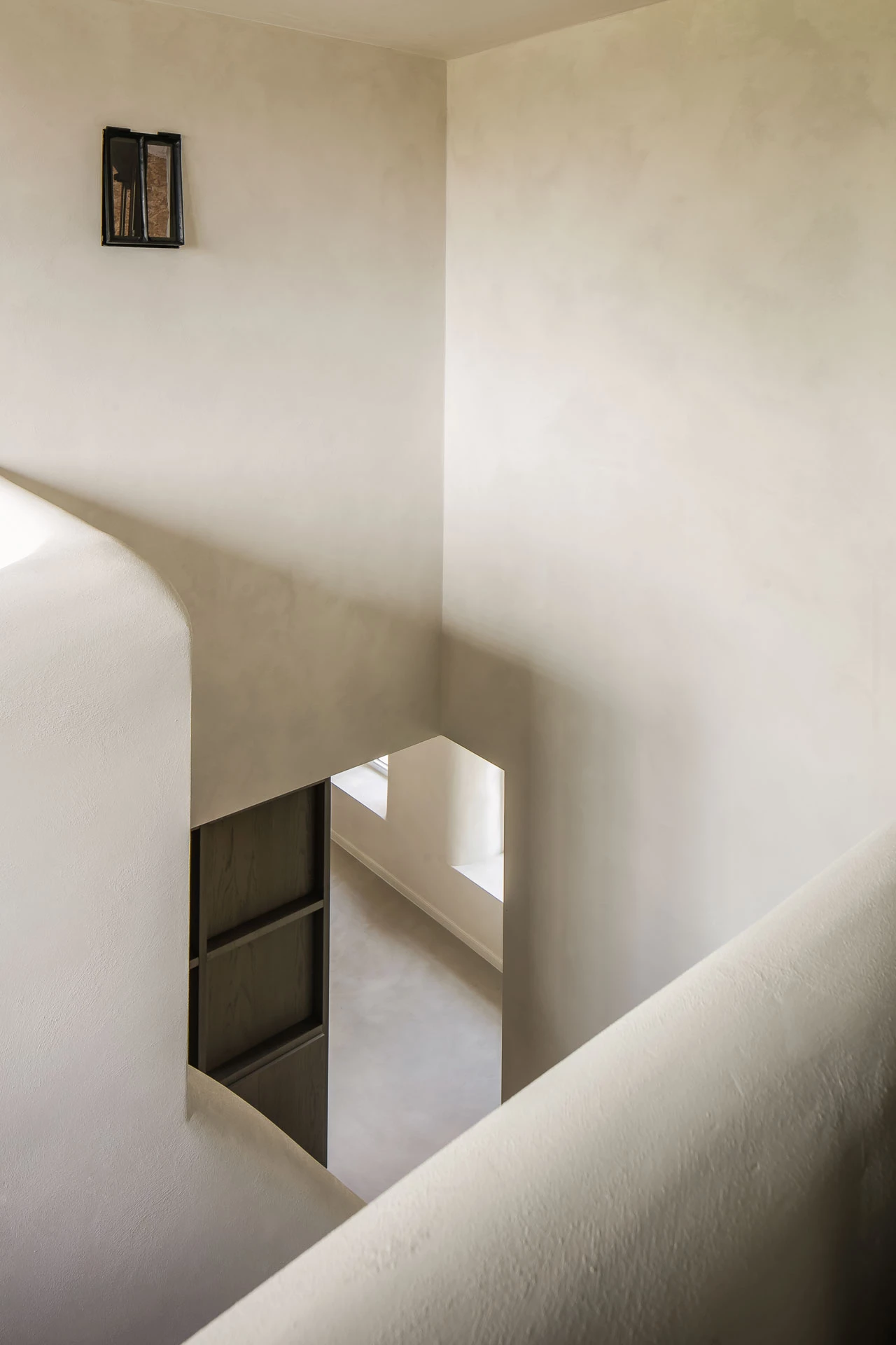 Photo Data Project Marie Lecluyse Photo of stairwell with Thalostuc walls