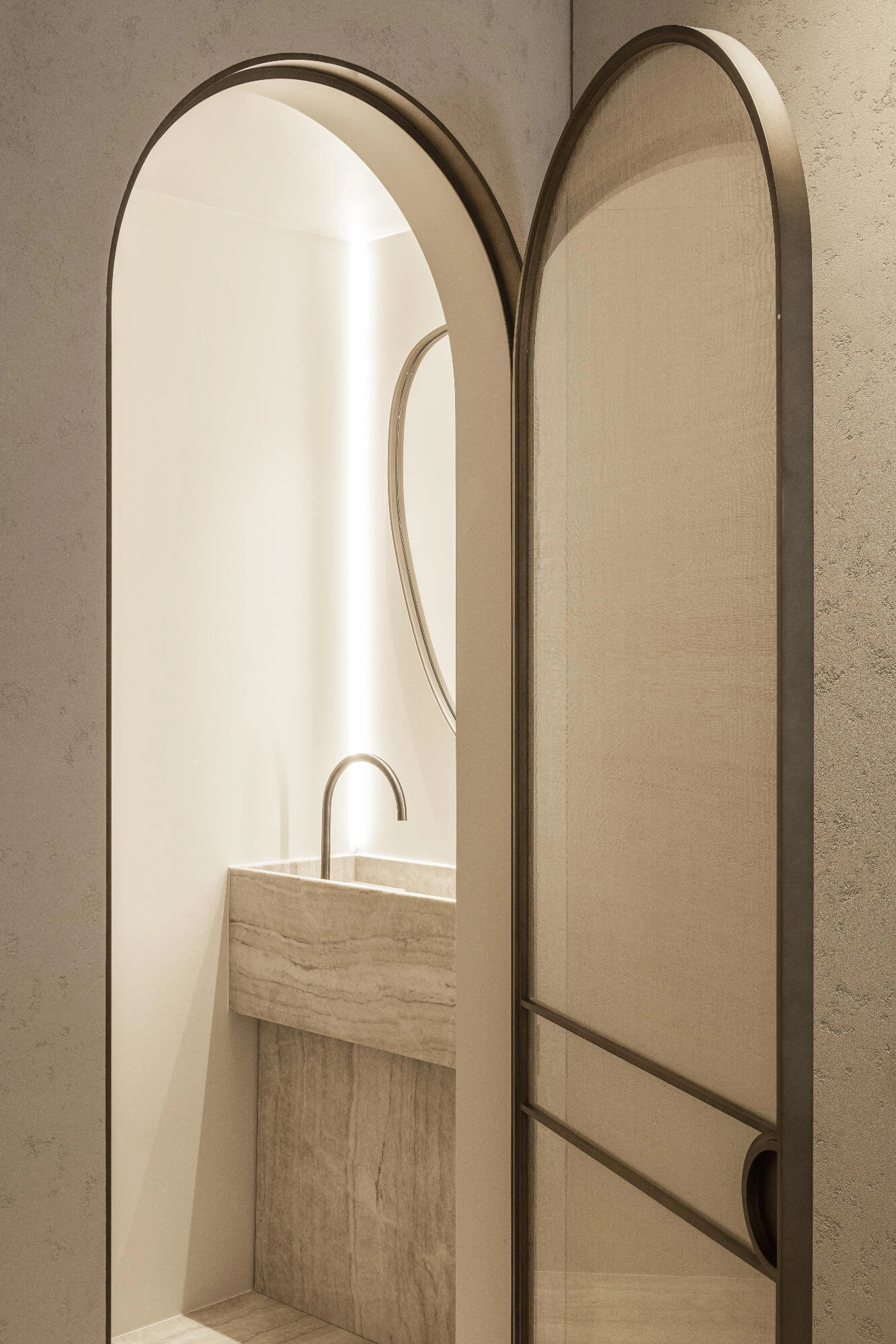 Thalostuc finish adding depth to the interior